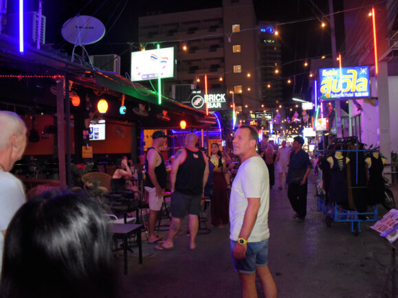 2020_02 Hua Hin Soi Bintabaht 02